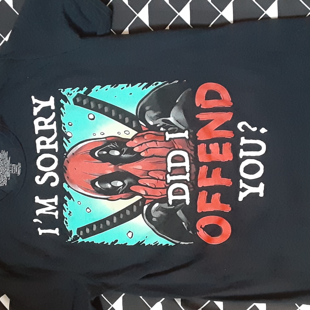 Marvel  Deadpool black tee shirt size large